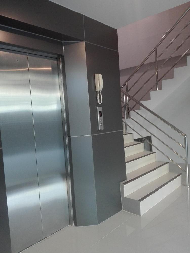 Ud House Apart otel Udon Thani Dış mekan fotoğraf