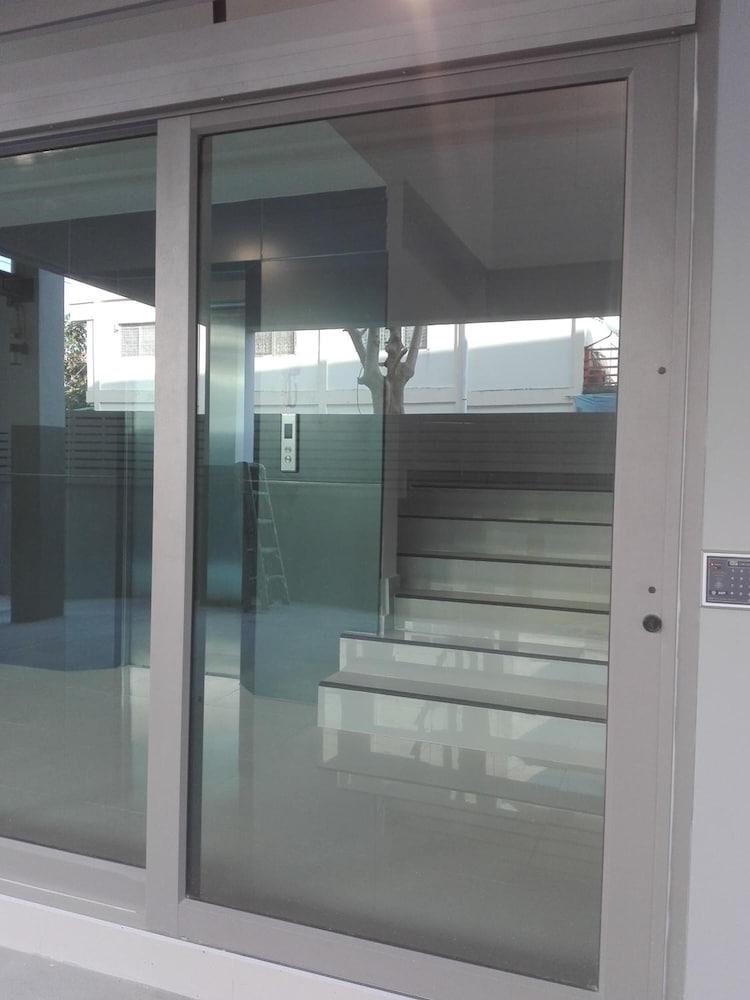Ud House Apart otel Udon Thani Dış mekan fotoğraf